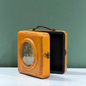 ساعت و باکس هدیه